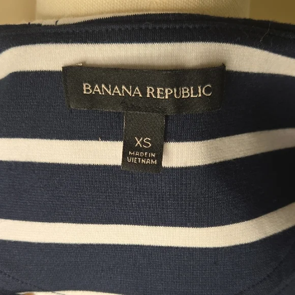 Banana Republic Navy White Stripped Peplum Top Coastal Nautical Preppy Classic - Picture 5 of 7
